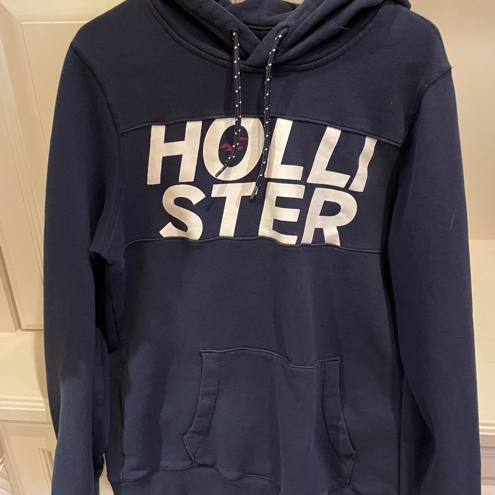 Men's Hollister Pullover Hoodie with Logo